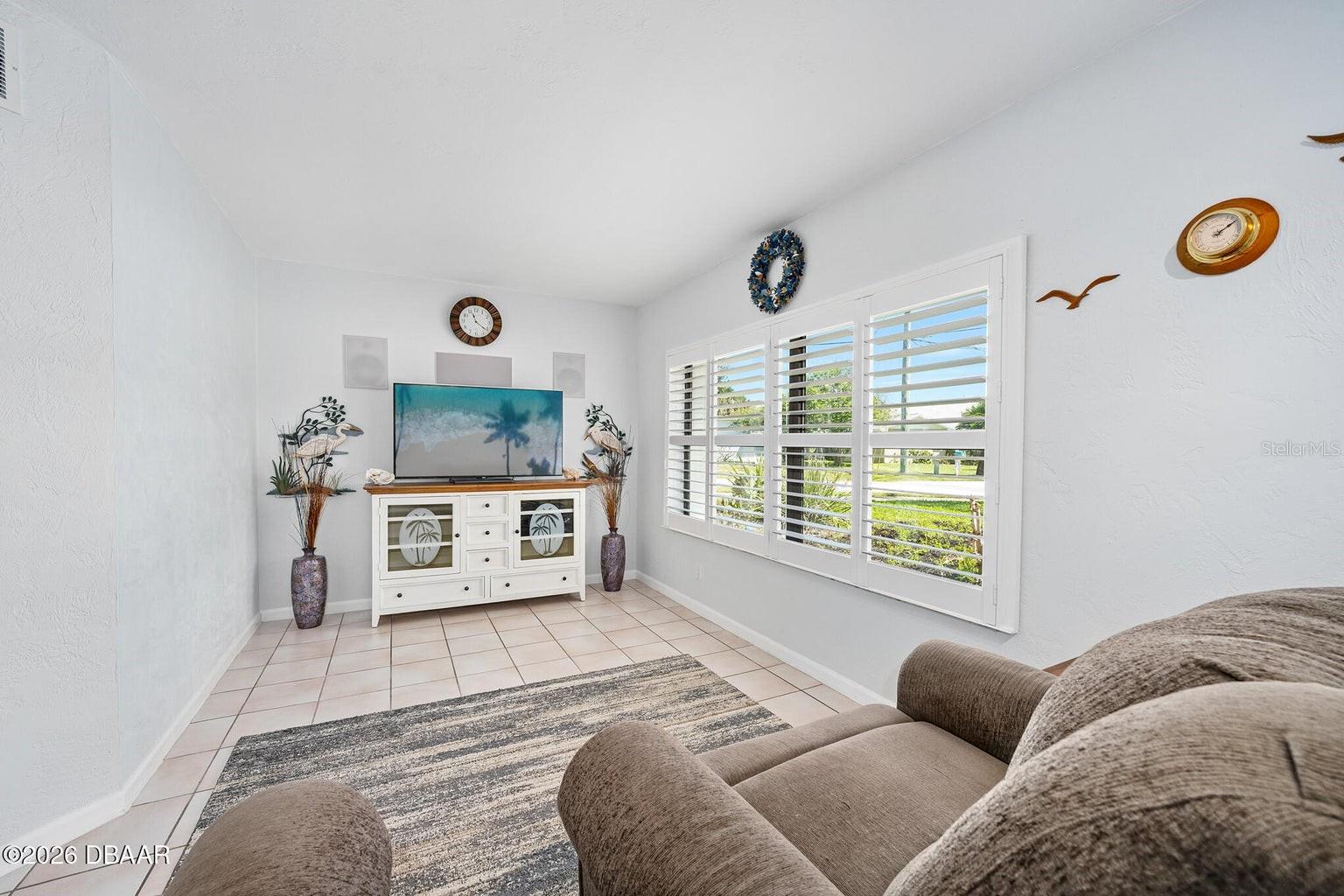 Image 9 of 64 For 4708 Dixie Drive