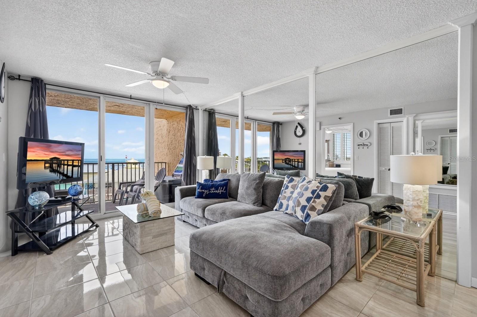 Image 11 of 31 For 421 Atlantic Avenue 409