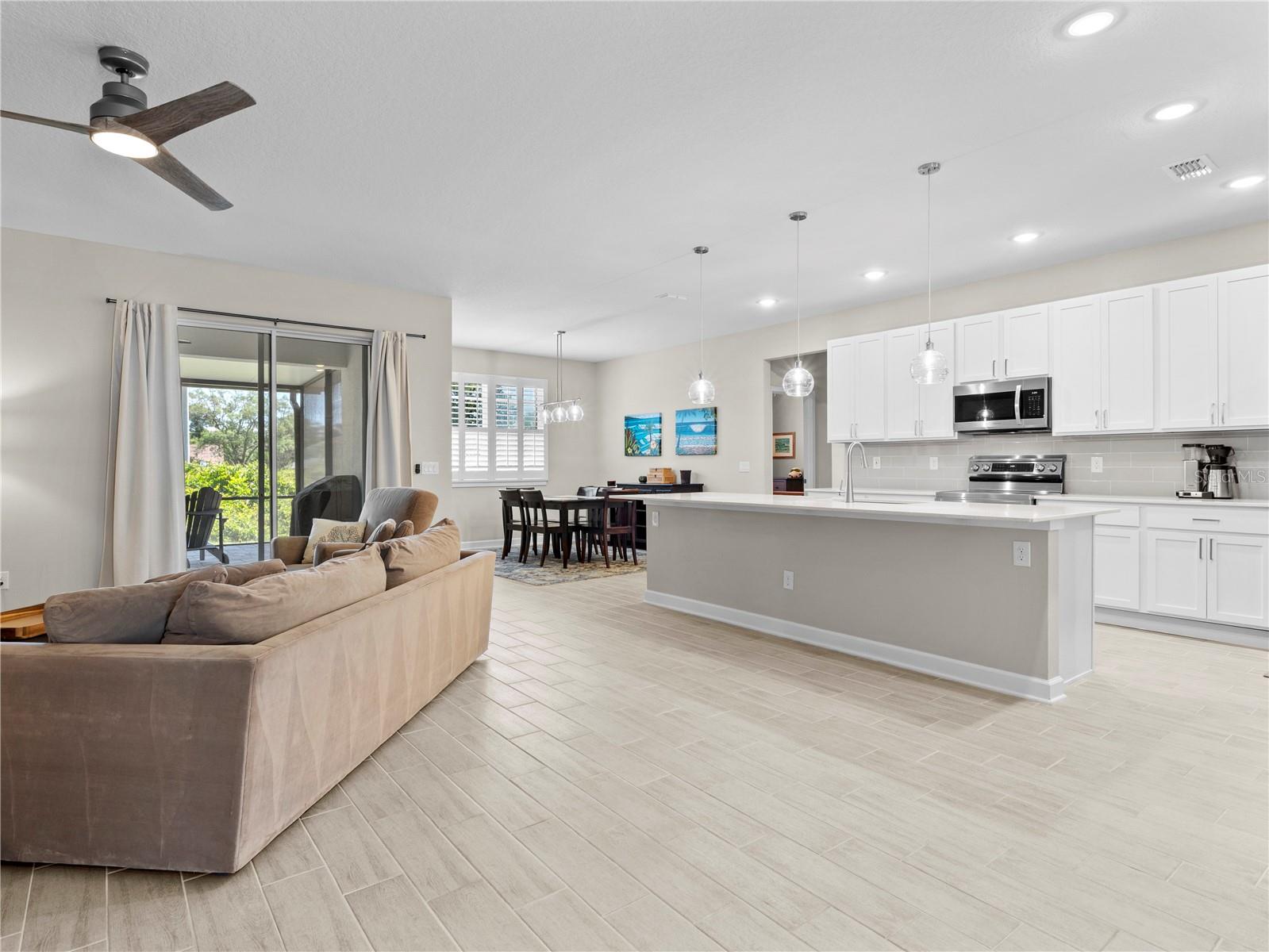 Image 5 of 32 For 1 Fieldstone Lane