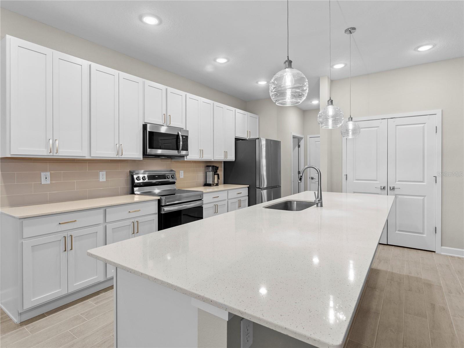 Image 7 of 32 For 1 Fieldstone Lane