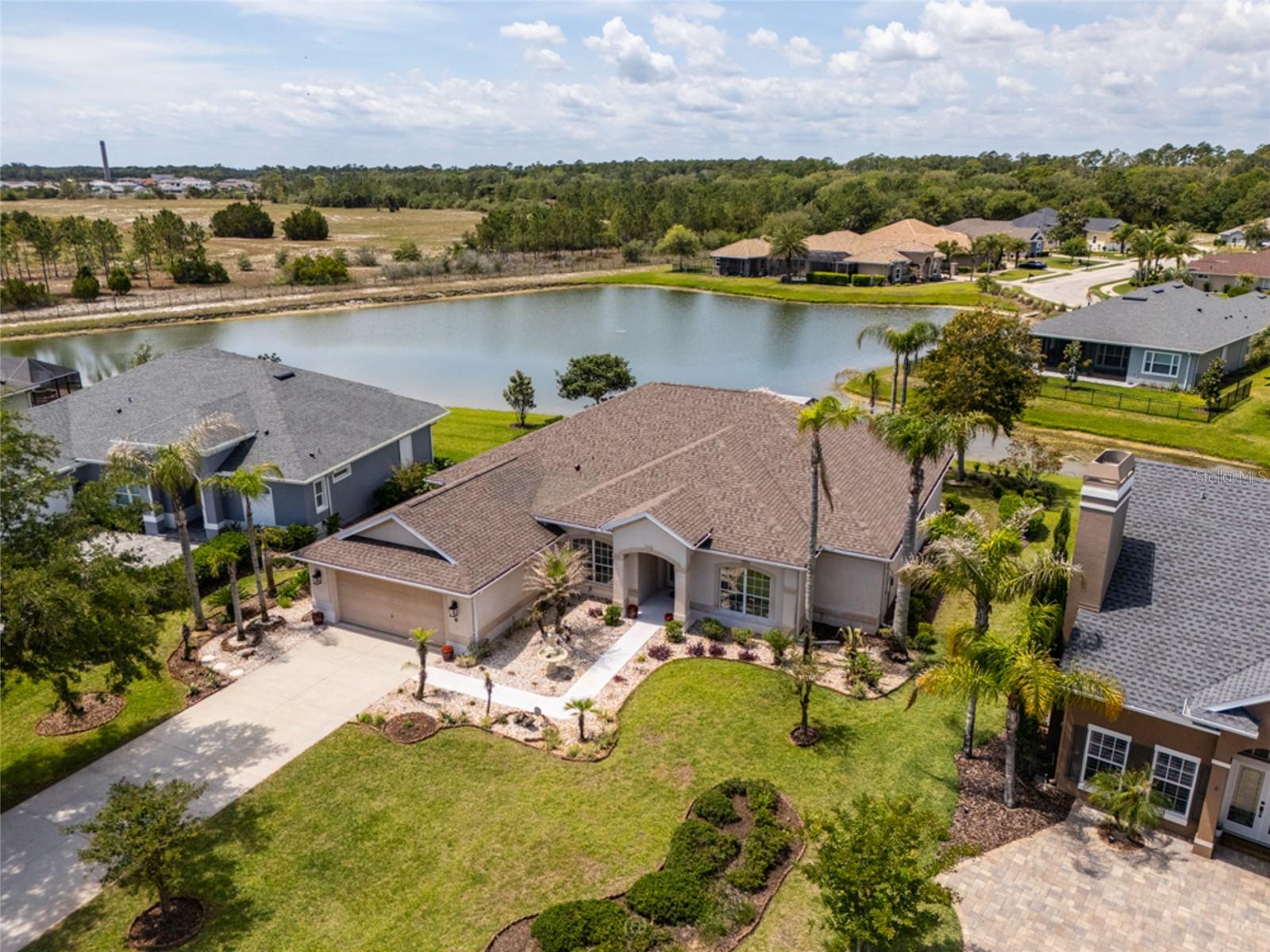 Image 32 of 48 For 6 Lakewalk Drive