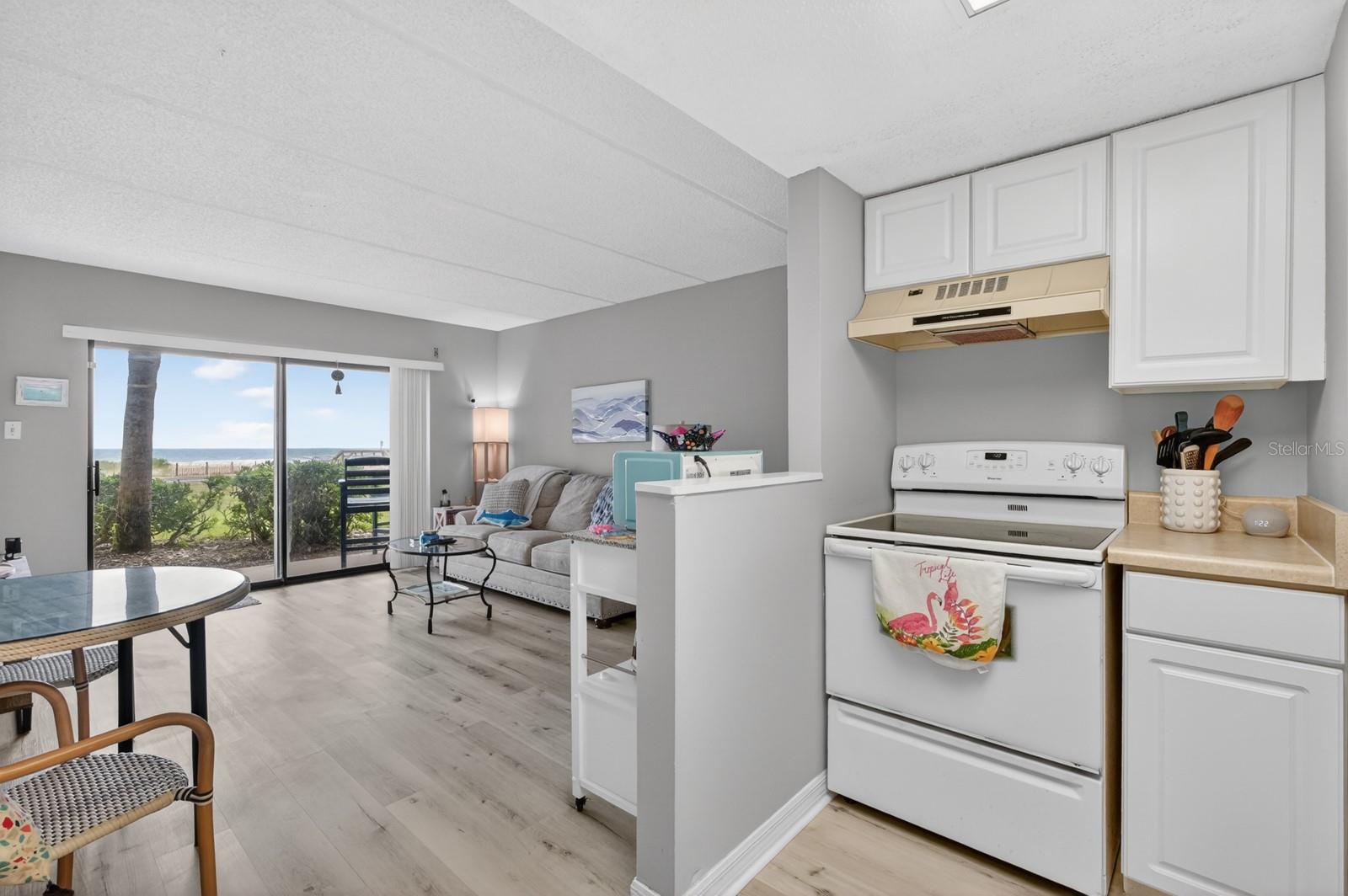 Image 11 of 25 For 2700 Ocean Shore Boulevard 114