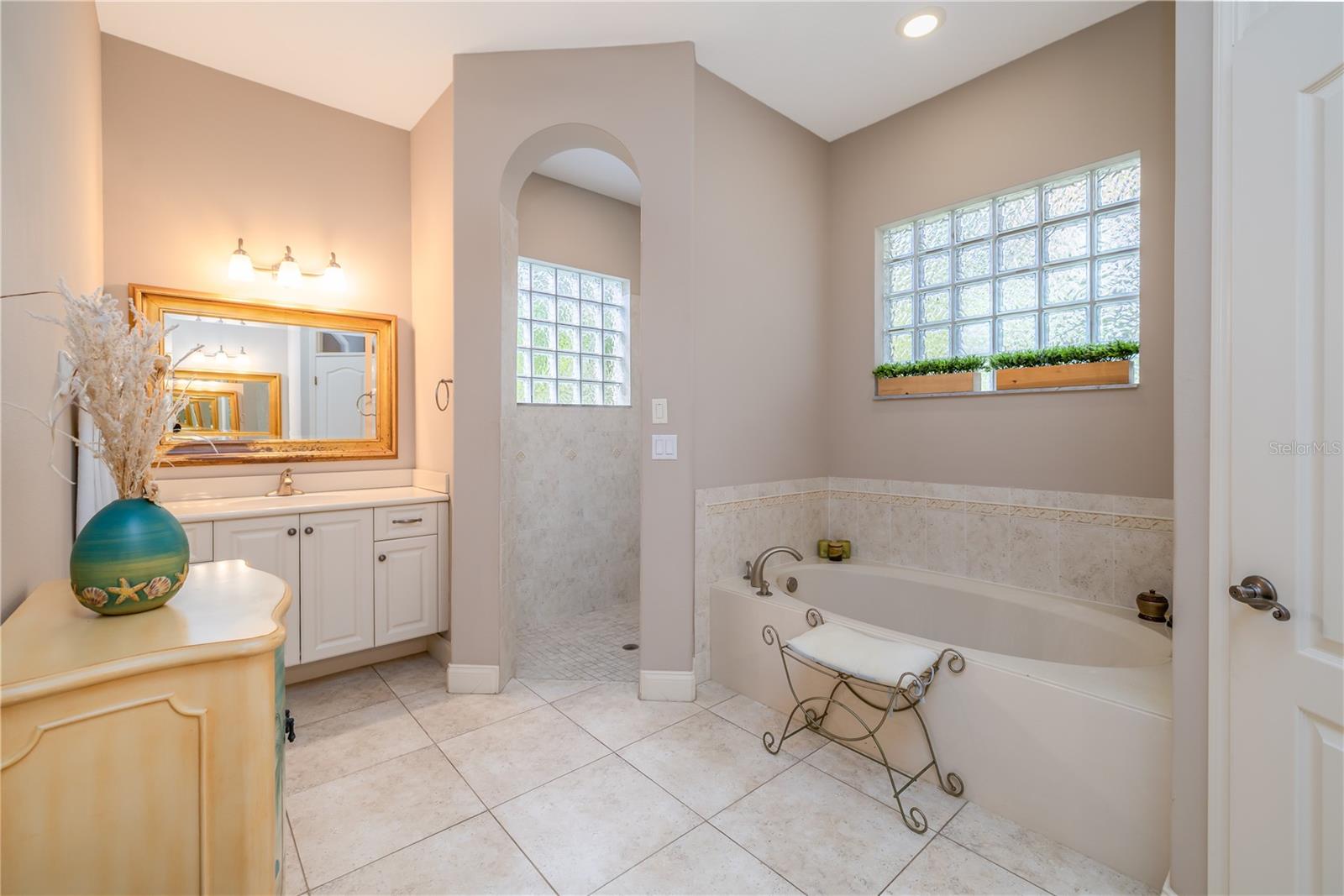 Image 21 of 52 For 1512 Kilrush Drive
