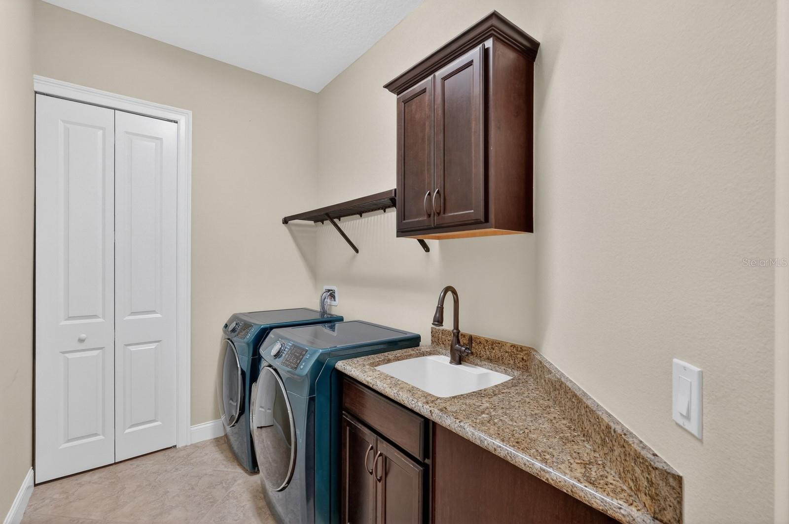Image 34 of 76 For 167 Aspen Way