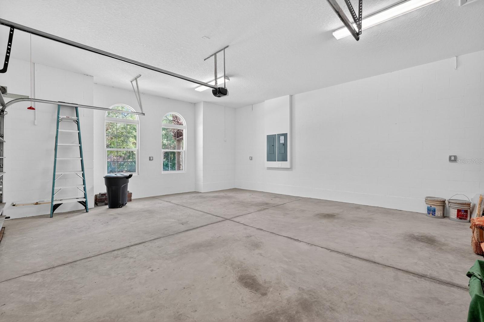 Image 41 of 76 For 167 Aspen Way