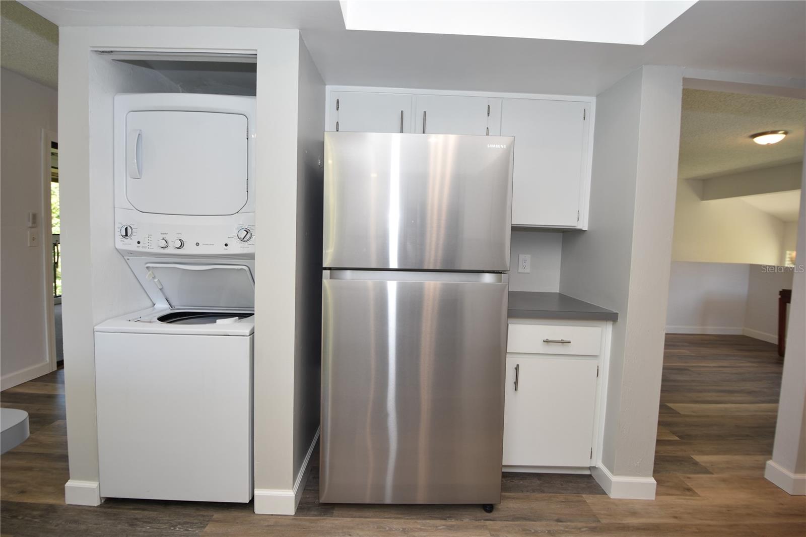 Image 10 of 30 For 4 Southbury Court 4
