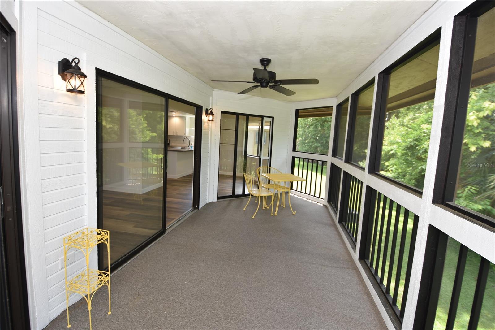 Image 18 of 30 For 4 Southbury Court 4