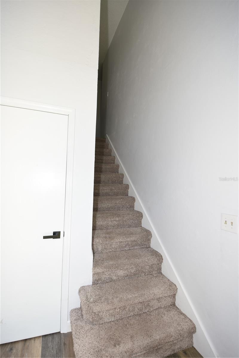 Image 3 of 30 For 4 Southbury Court 4