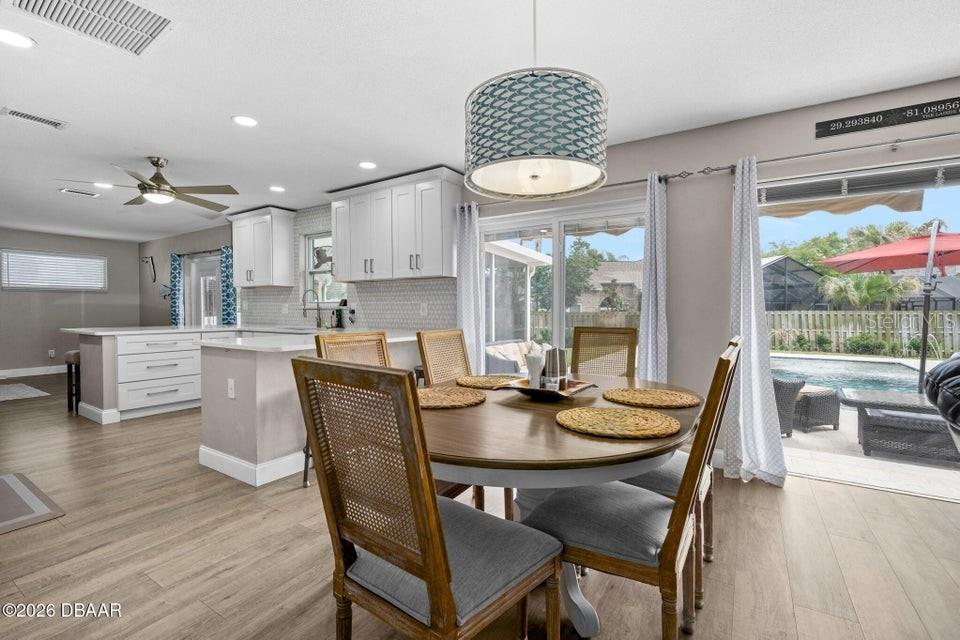 Image 14 of 72 For 18 Tomoka Oaks Boulevard