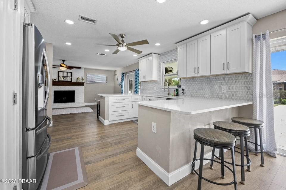 Image 18 of 72 For 18 Tomoka Oaks Boulevard