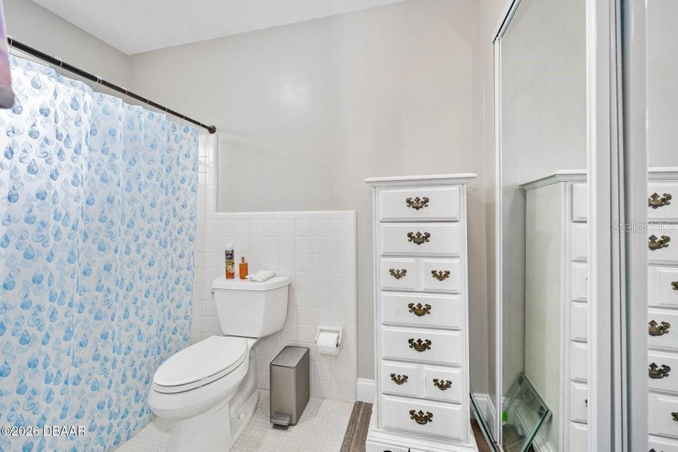 Image 35 of 72 For 18 Tomoka Oaks Boulevard