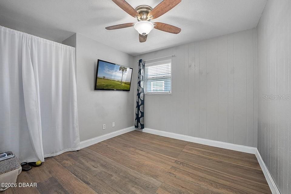 Image 43 of 72 For 18 Tomoka Oaks Boulevard