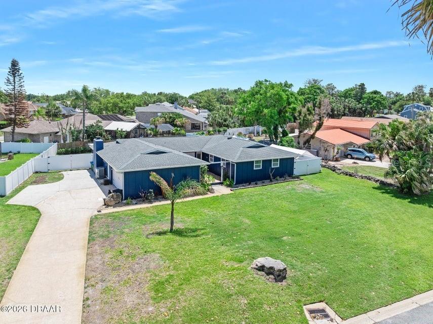 Image 57 of 72 For 18 Tomoka Oaks Boulevard