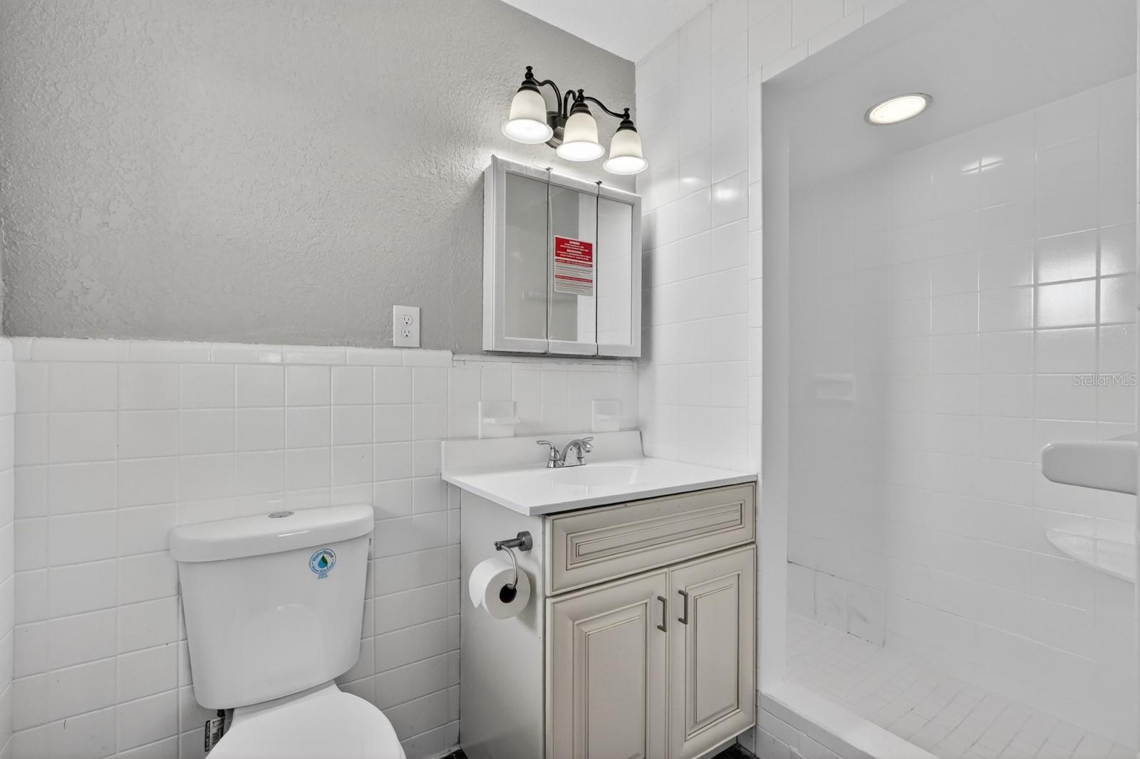 Image 21 of 47 For 1027 Bel Aire Drive