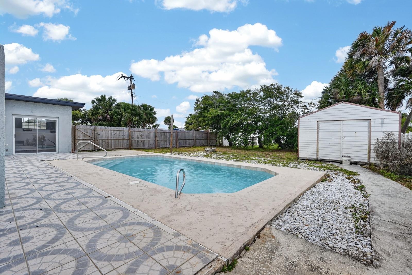 Image 30 of 47 For 1027 Bel Aire Drive