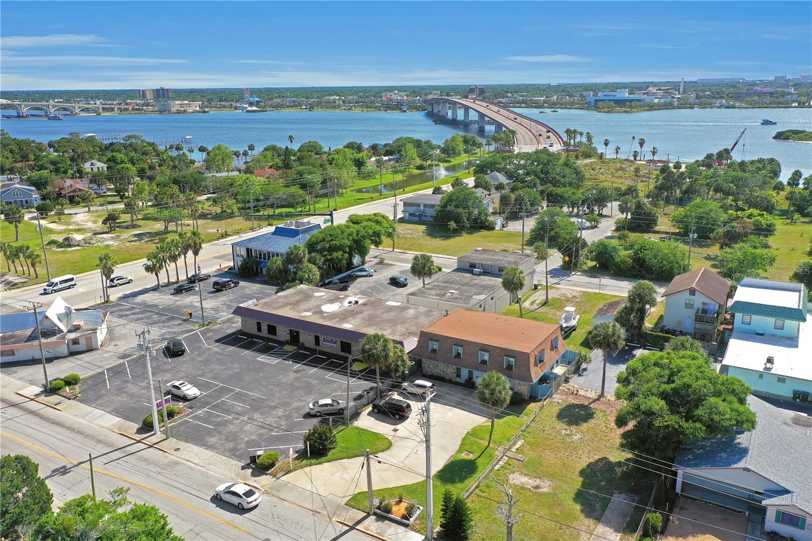 Image 10 of 54 For 162 Peninsula Drive
