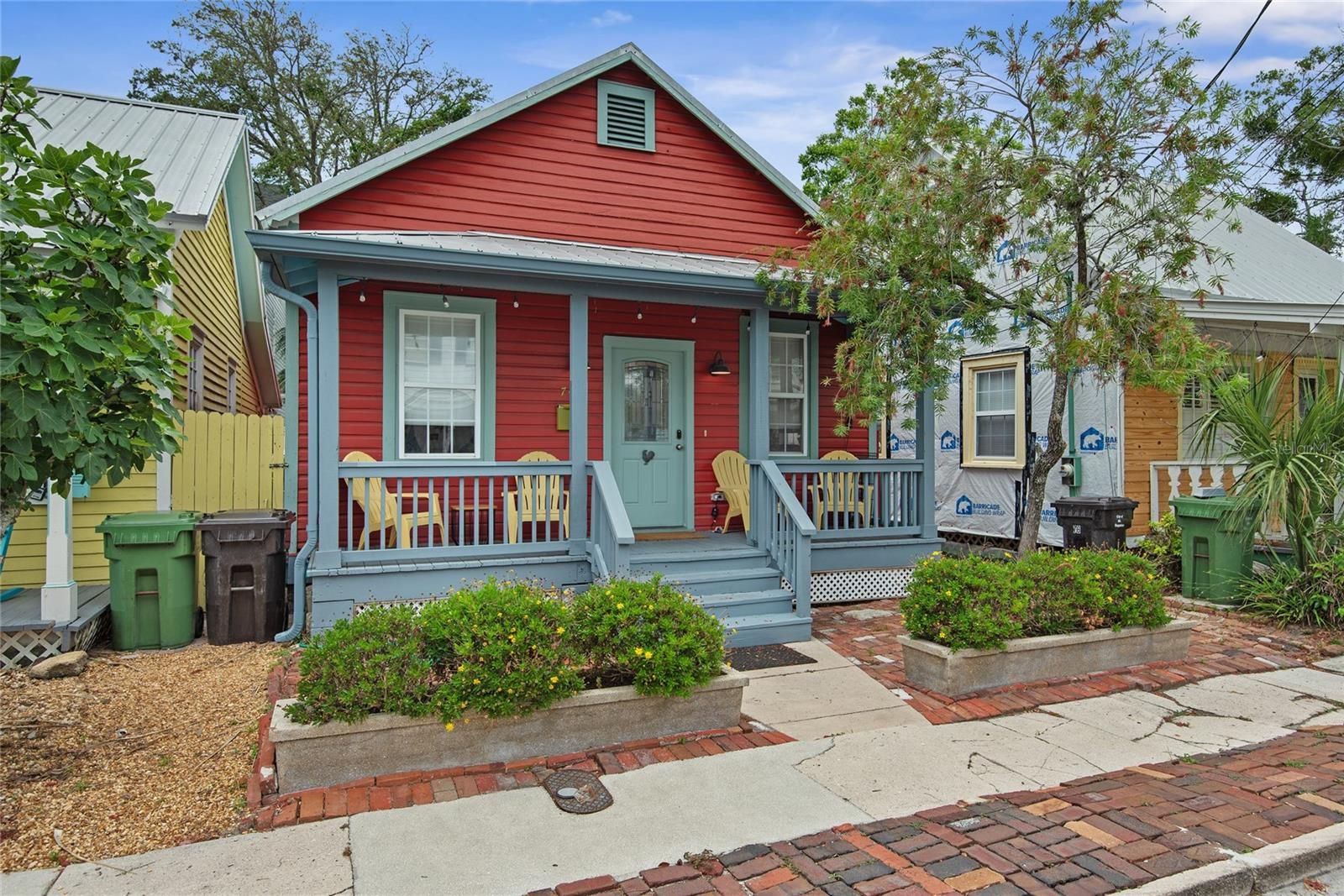 Image 3 of 76 For 74 Abbott Street
