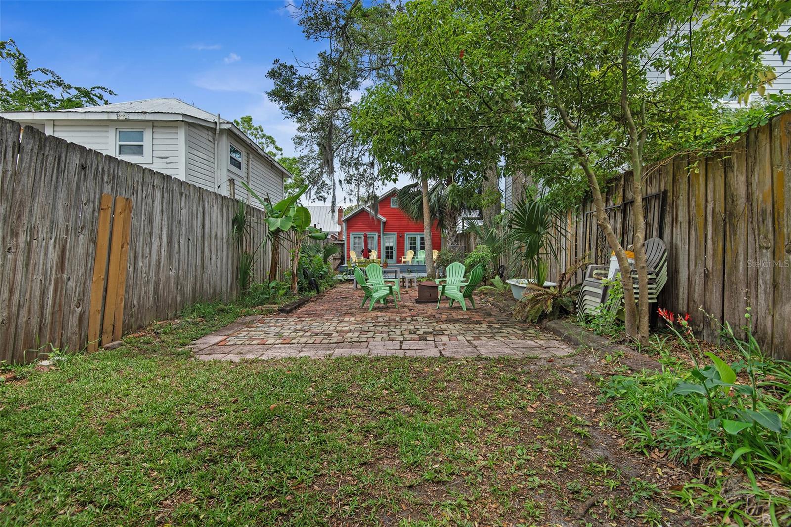 Image 41 of 76 For 74 Abbott Street
