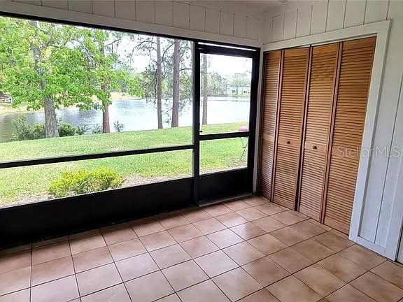 Image 10 of 12 For 48 Kings Colony Court 48