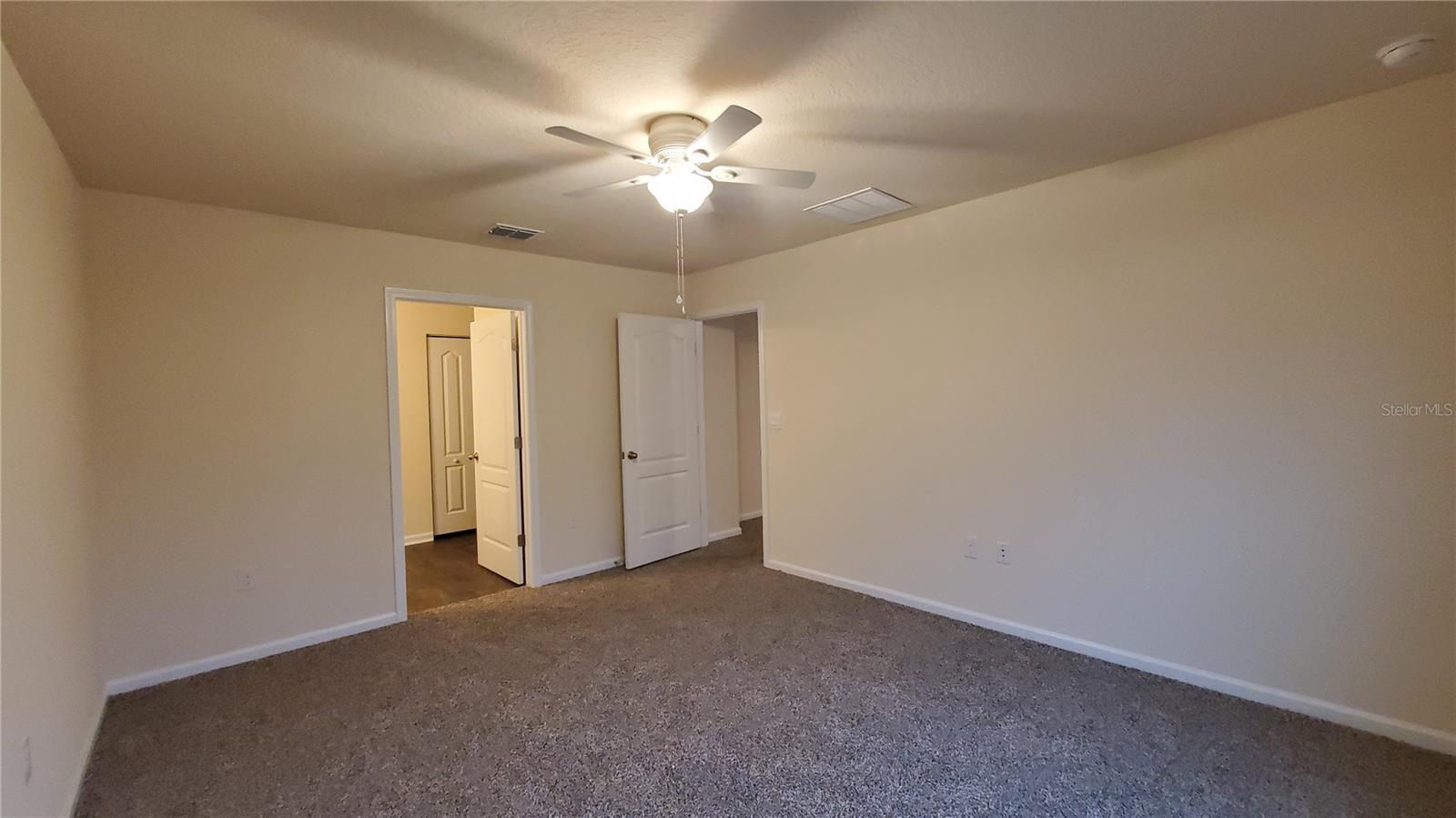 Image 11 of 21 For 44 Barrington Drive