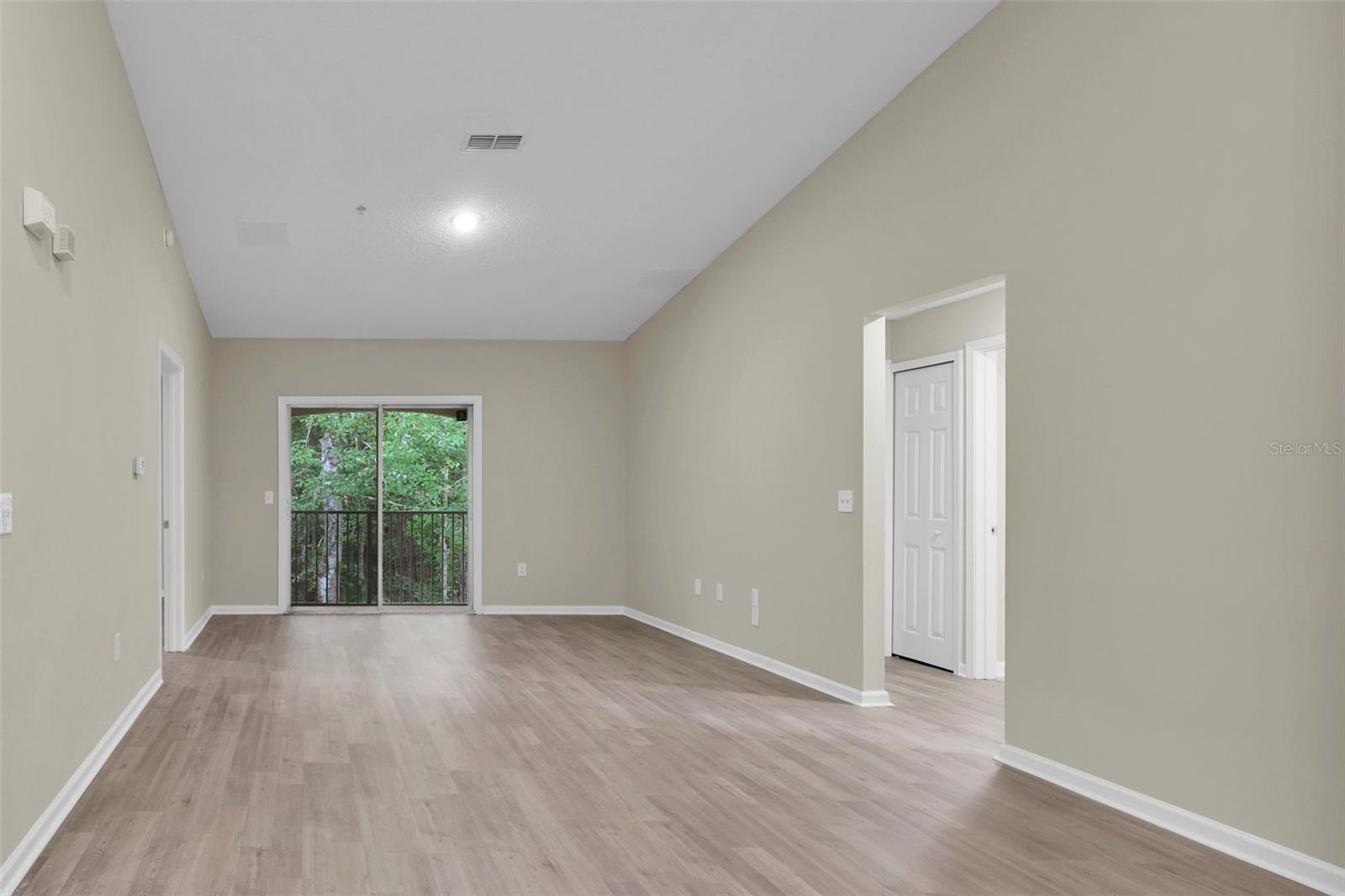 Image 14 of 44 For 6111 Maggies Circle 110