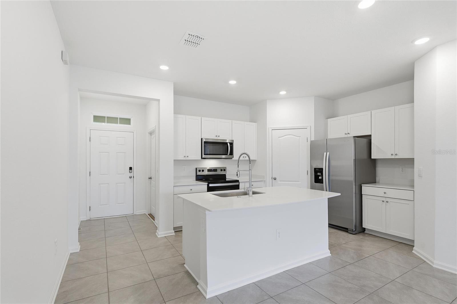 Image 11 of 40 For 288 Redbud Road