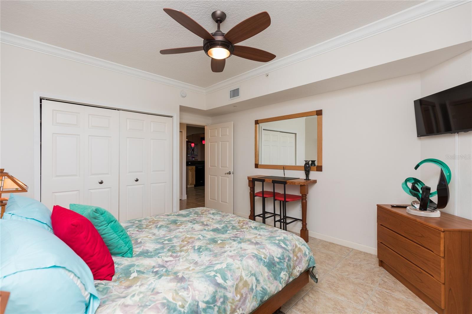 Image 34 of 78 For 80 Surfview Drive 103