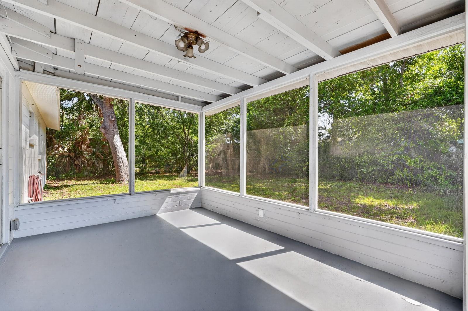 Image 17 of 27 For 353 Chardon Road