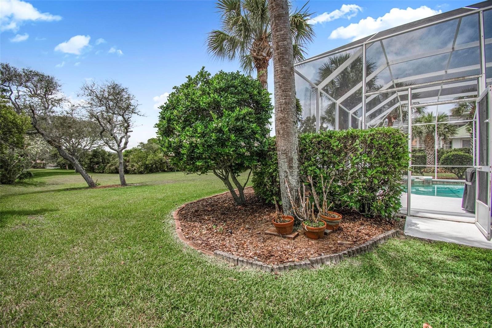 Image 41 of 90 For 64 Island Estates Parkway