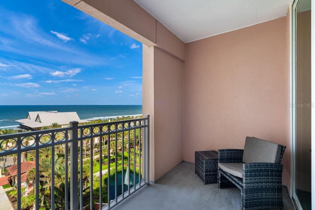 Image 26 of 49 For 200 Ocean Crest Drive 713