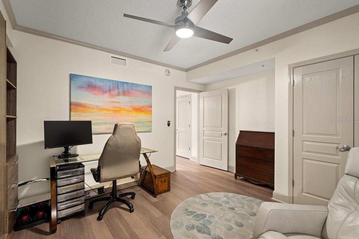 Image 31 of 49 For 200 Ocean Crest Drive 713
