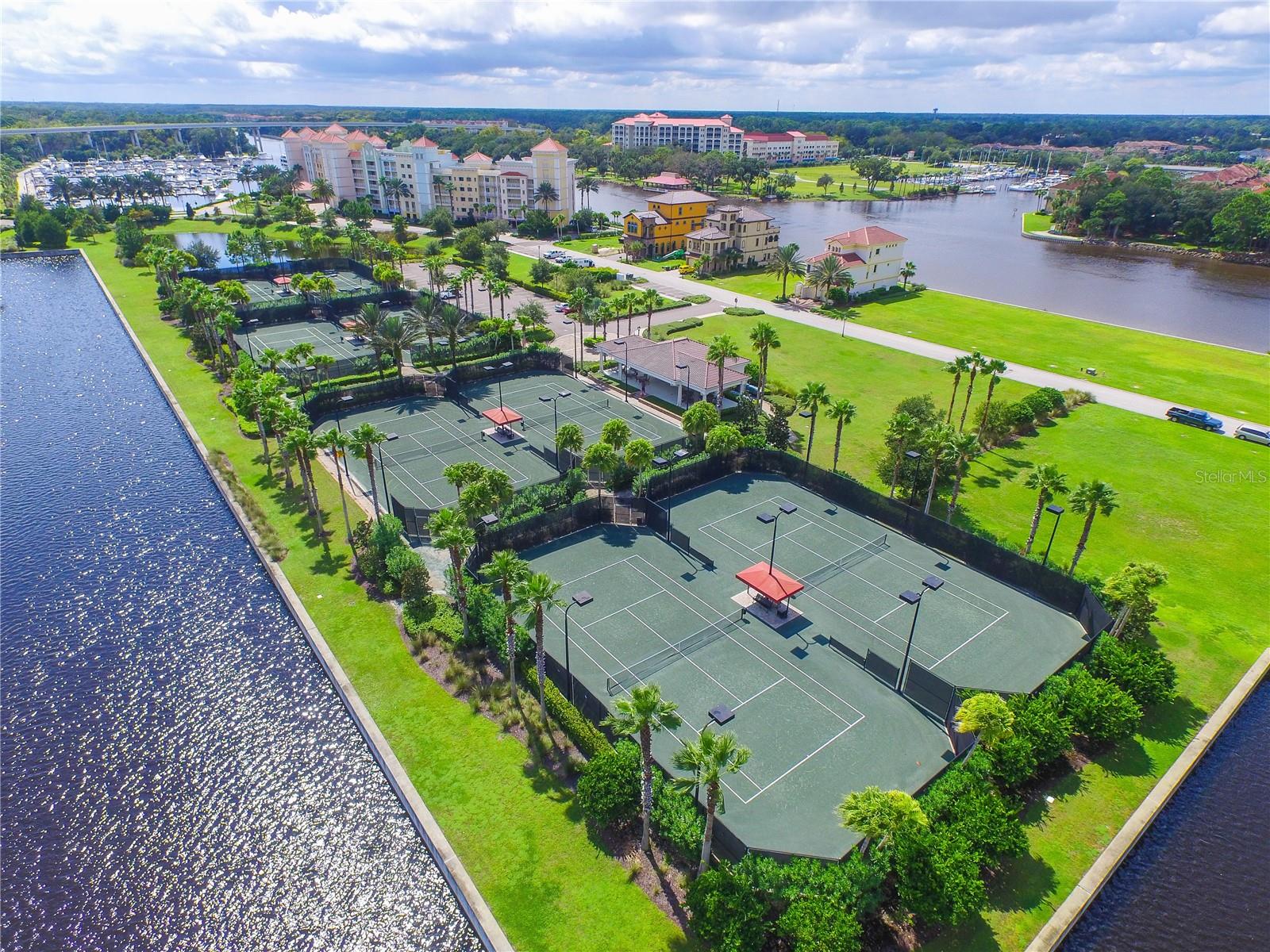Image 45 of 49 For 200 Ocean Crest Drive 713