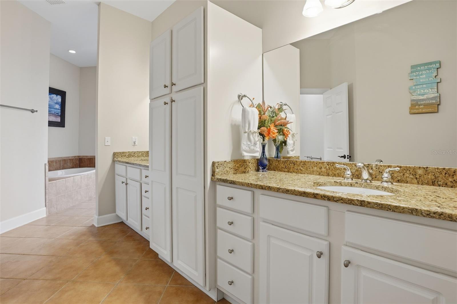 Image 15 of 26 For 200 Bella Harbor Court 113