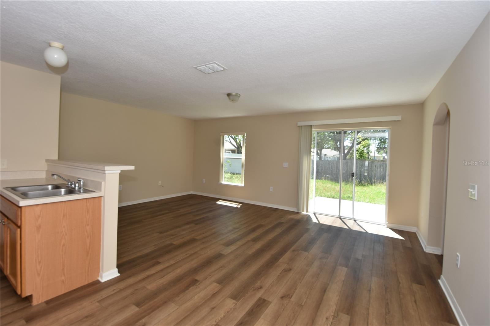Image 12 of 41 For 37 Buttermill Drive