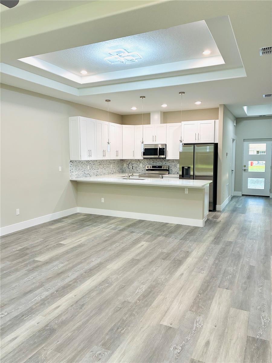 Image 9 of 30 For 4 Sleigh Bell Place B