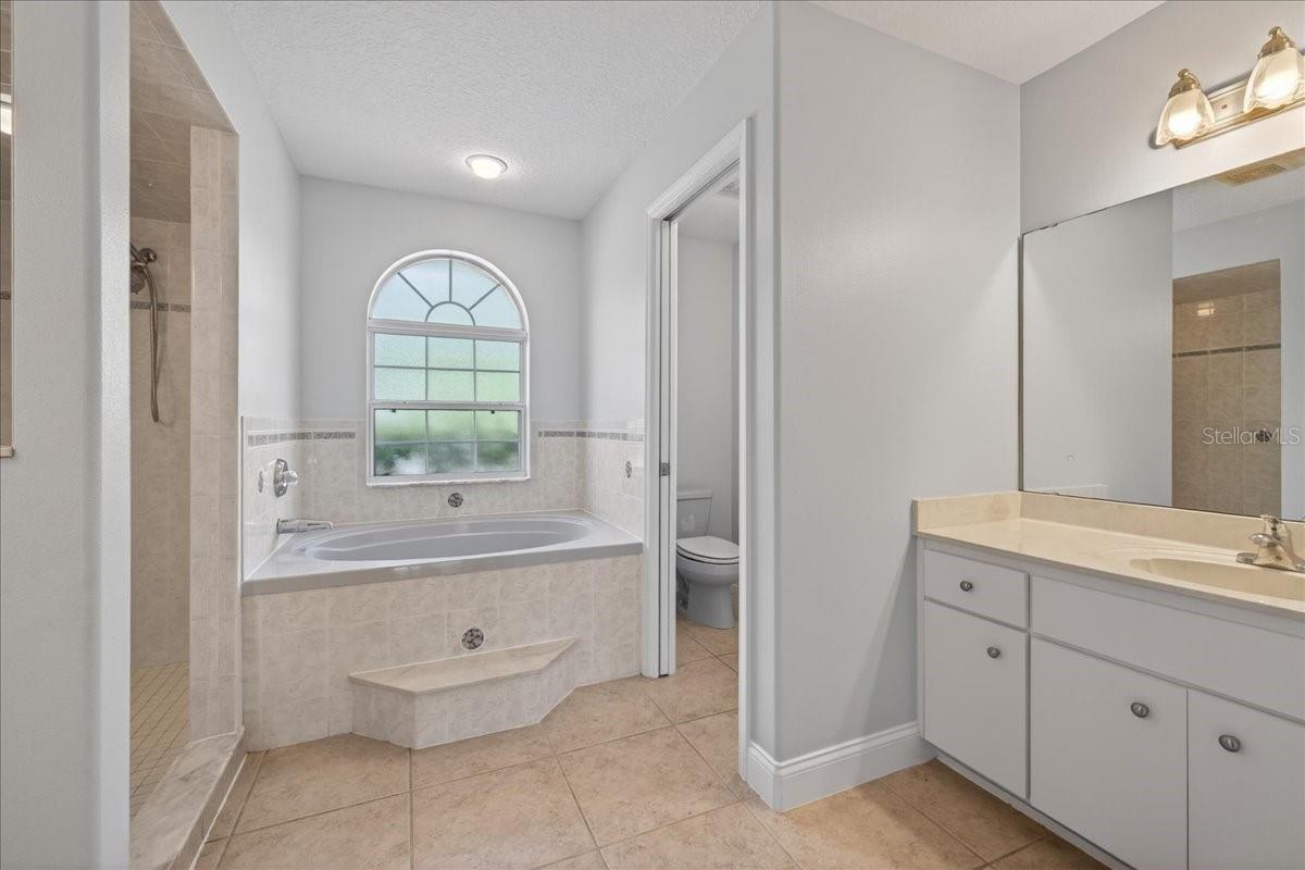 Image 19 of 32 For 28 Freneau Lane