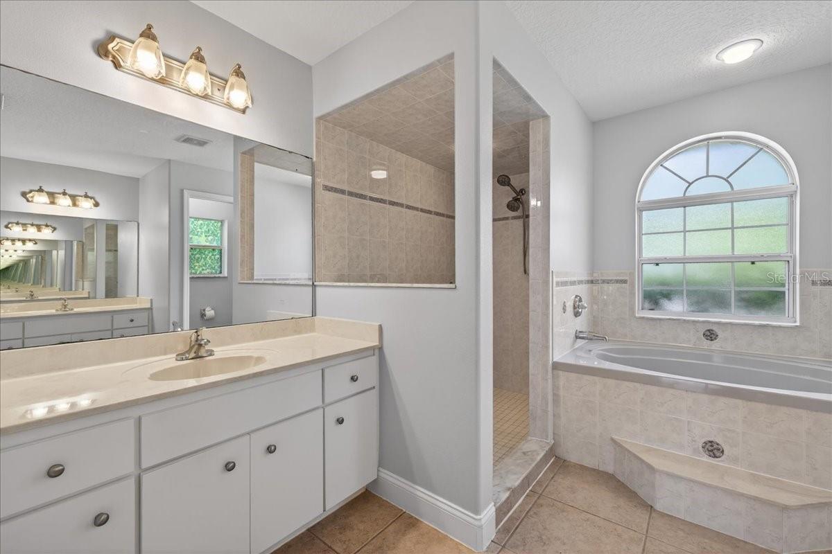 Image 3 of 32 For 28 Freneau Lane