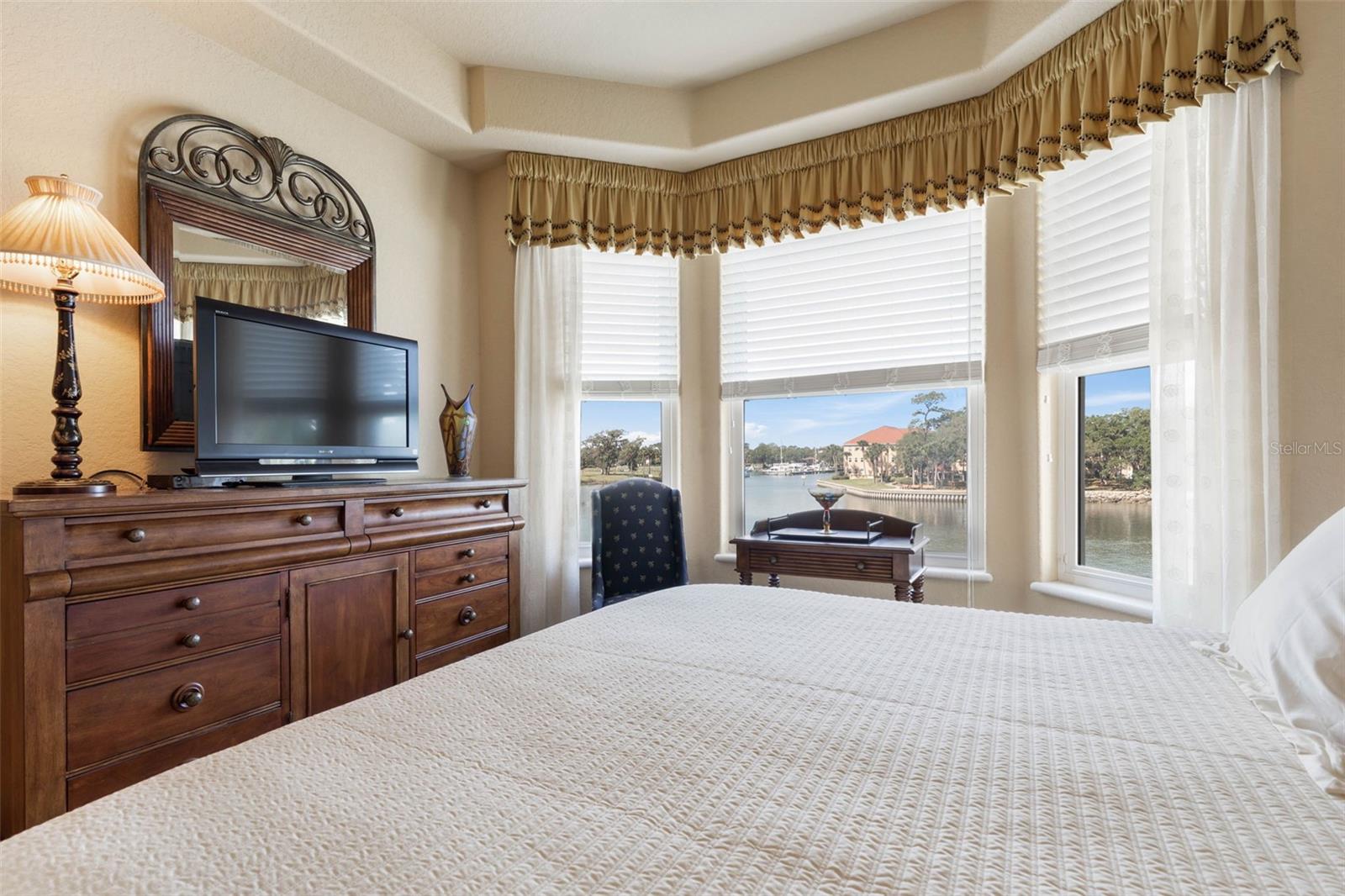 Image 29 of 92 For 224 Yacht Harbor Drive