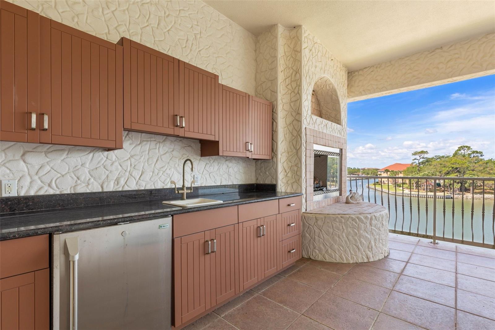 Image 59 of 92 For 224 Yacht Harbor Drive