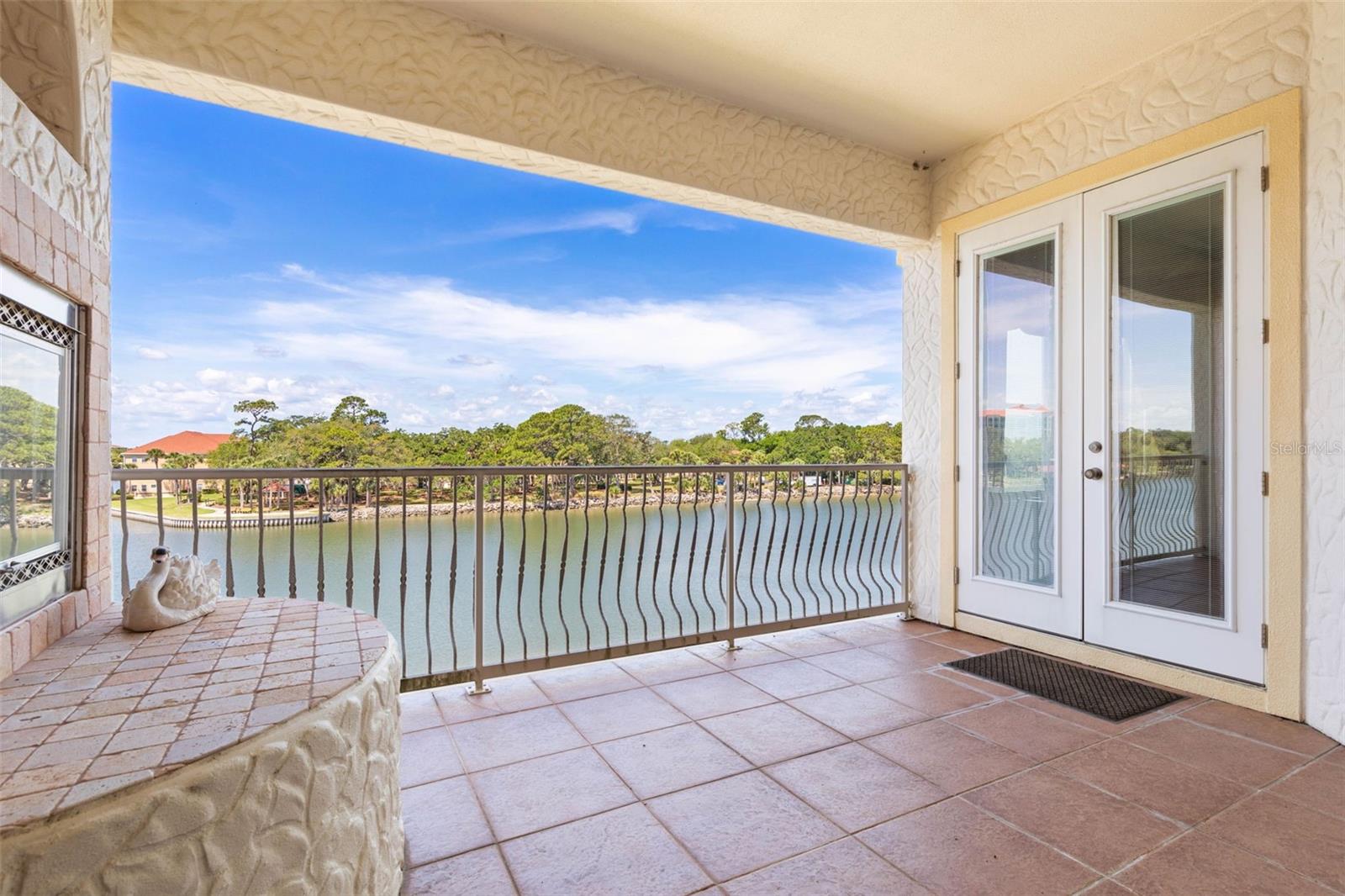 Image 60 of 92 For 224 Yacht Harbor Drive