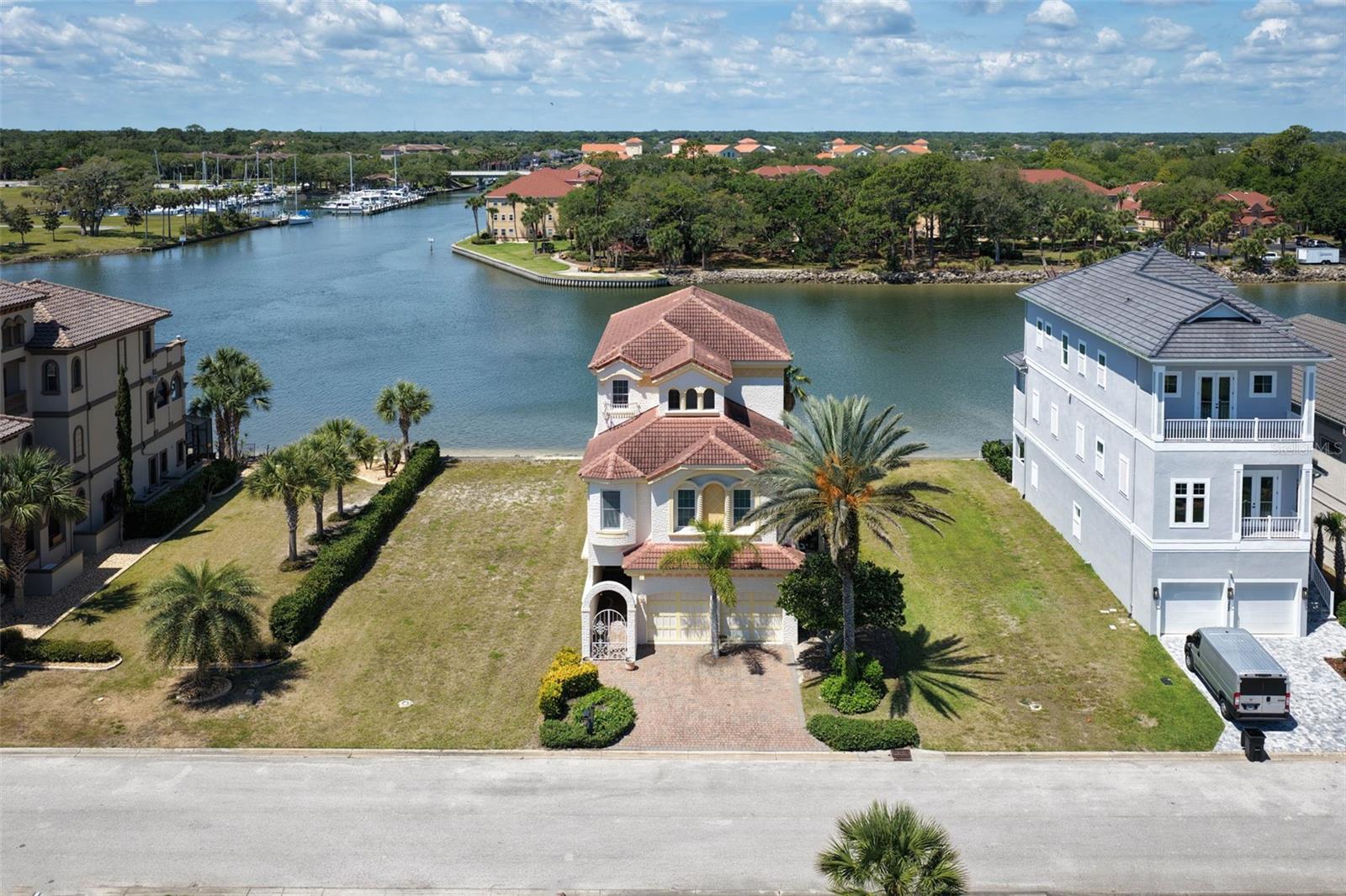 Image 63 of 92 For 224 Yacht Harbor Drive