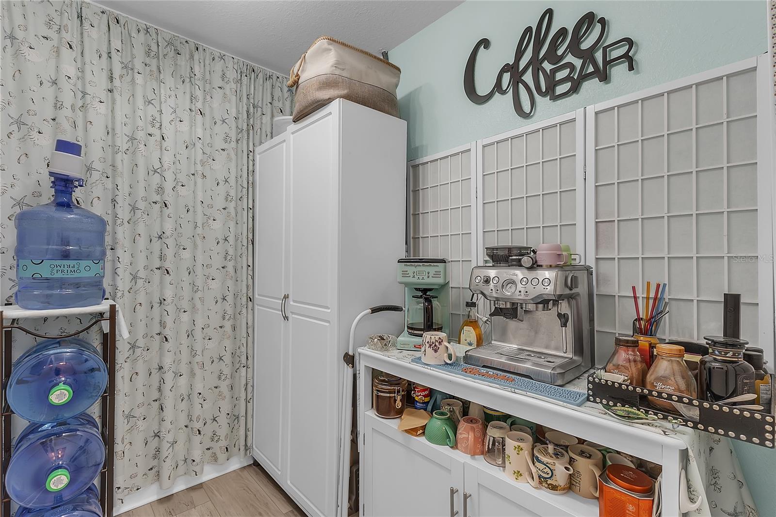 Image 13 of 53 For 2801 Ridgewood Avenue 502