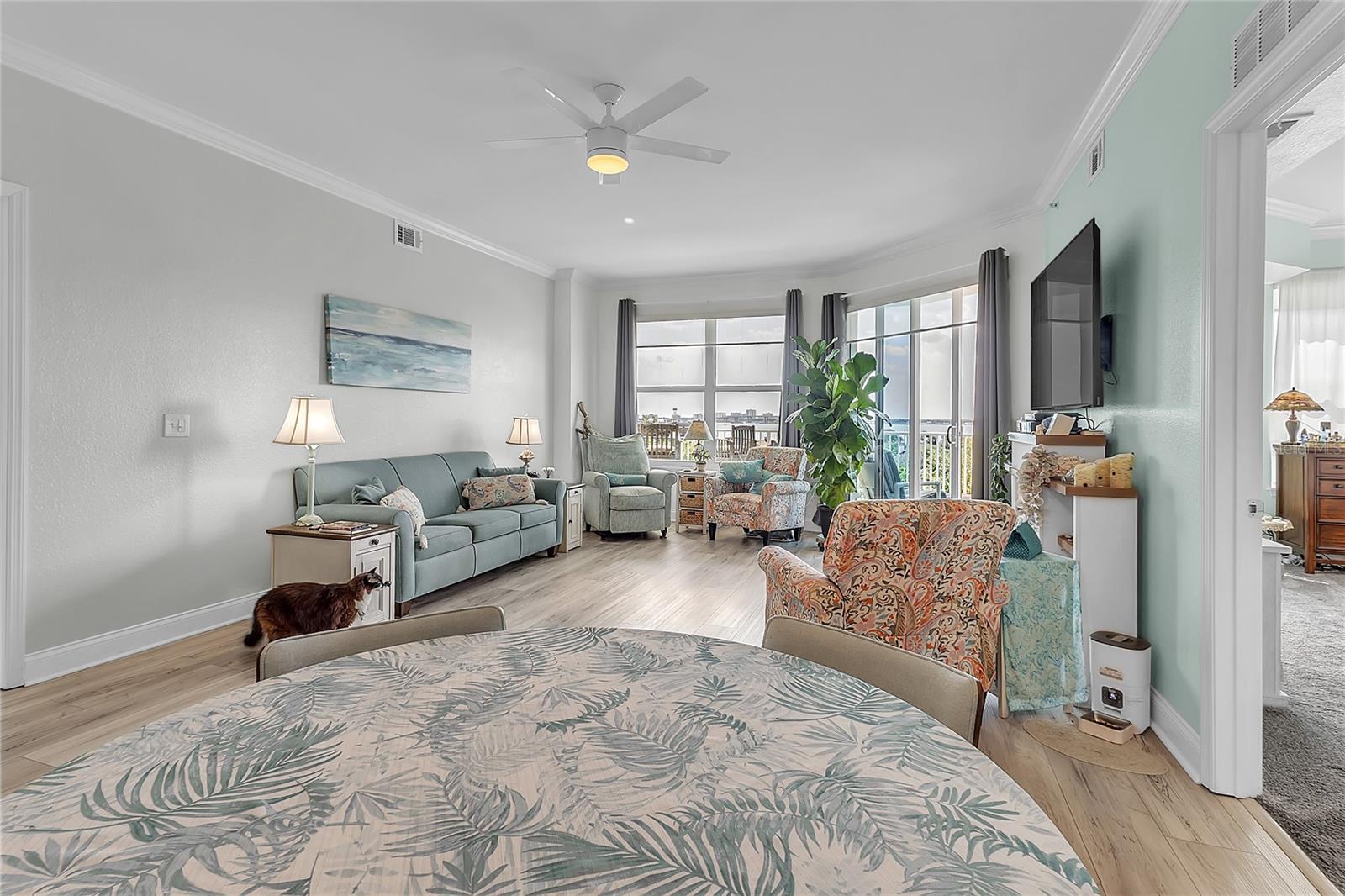 Image 20 of 53 For 2801 Ridgewood Avenue 502
