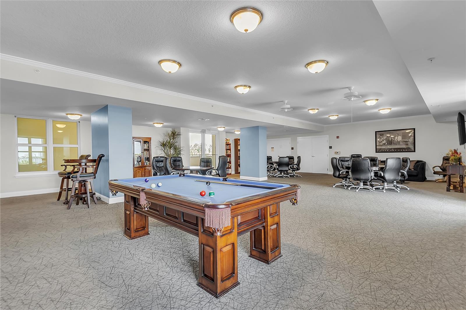 Image 41 of 53 For 2801 Ridgewood Avenue 502