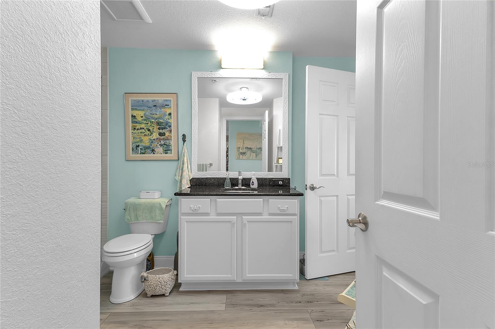 Image 8 of 53 For 2801 Ridgewood Avenue 502
