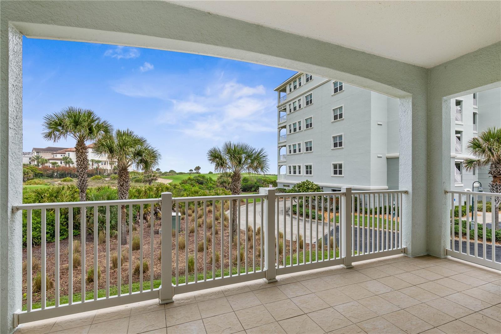 Image 18 of 89 For 400 Cinnamon Beach Way 324
