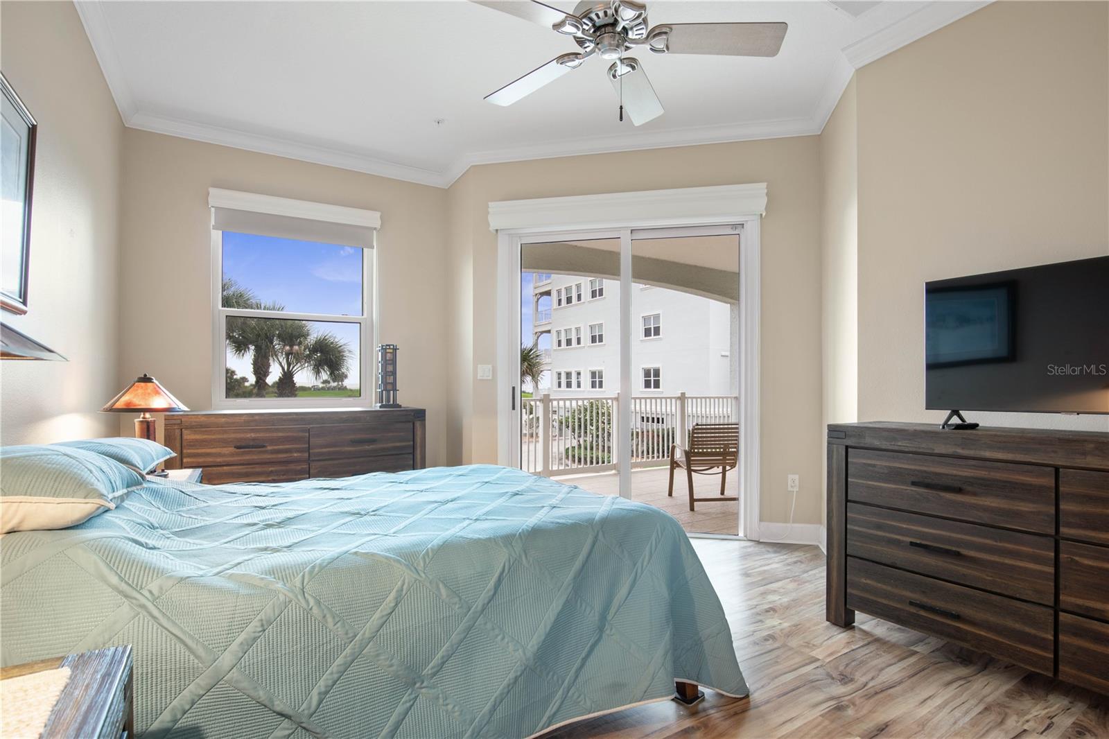 Image 32 of 89 For 400 Cinnamon Beach Way 324