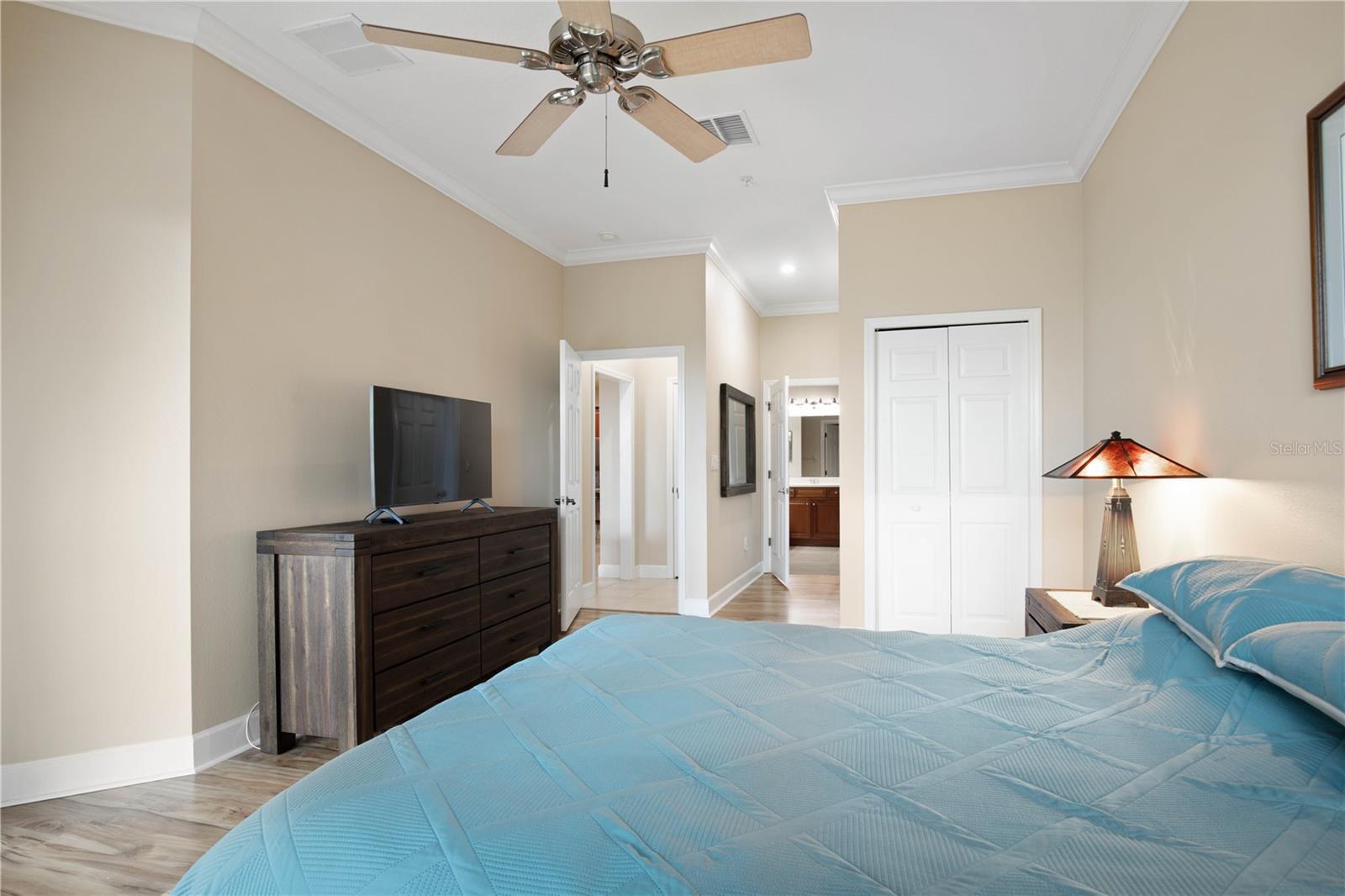 Image 34 of 89 For 400 Cinnamon Beach Way 324