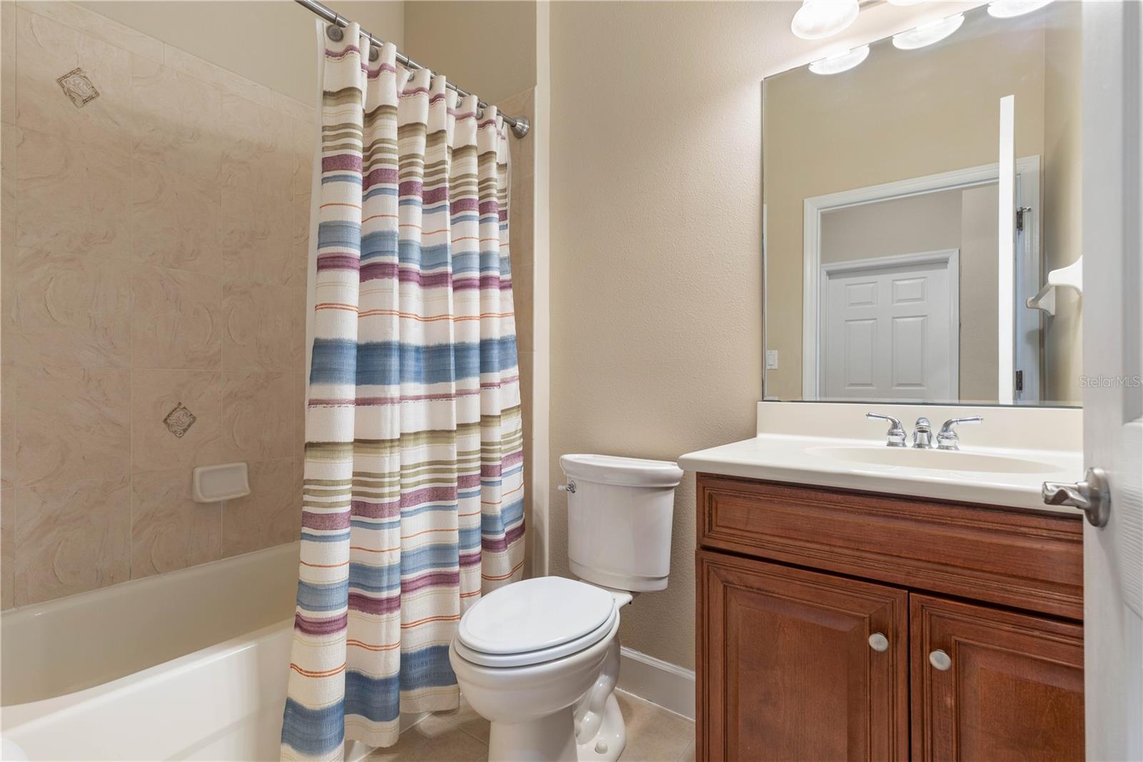 Image 41 of 89 For 400 Cinnamon Beach Way 324