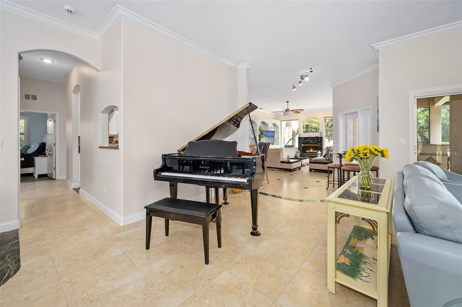 Image 14 of 99 For 3513 Kilgallen Court